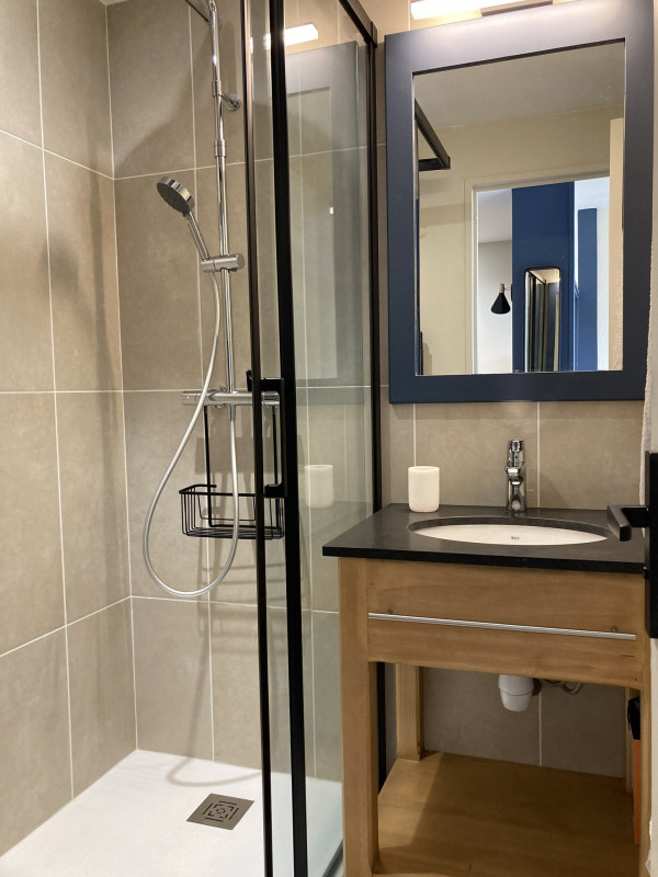 _lv_images__lot_0000000238_13_9722526