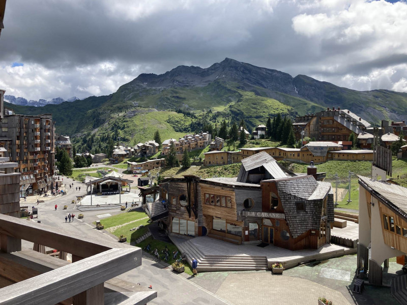 _lv_images__lot_0000000238_14_9164172 _lv_images__lot_0000000238_14_9164172