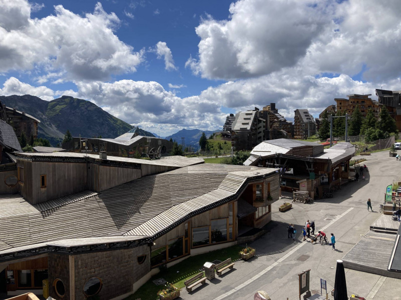 _lv_images__lot_0000000238_15_9164173 _lv_images__lot_0000000238_15_9164173