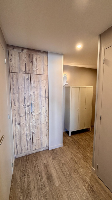 _lv_images__lot_0000000248_09_9755486