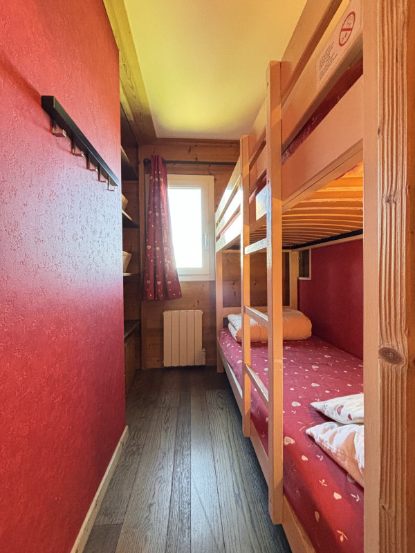 _lv_images__lot_0000000250_09_9755934 _lv_images__lot_0000000250_09_9755934