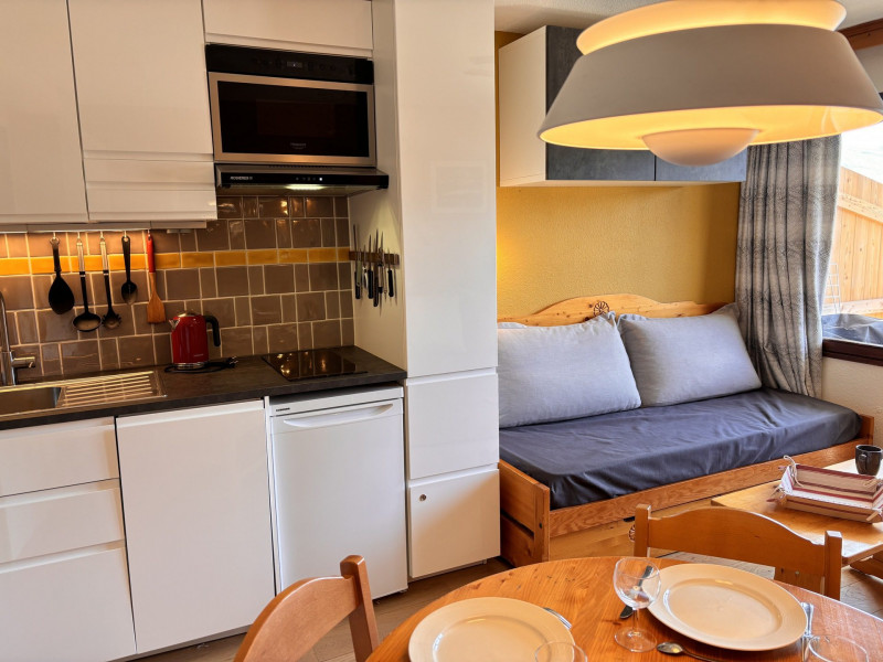 _lv_images__lot_0000000251_06_11073064 _lv_images__lot_0000000251_06_11073064