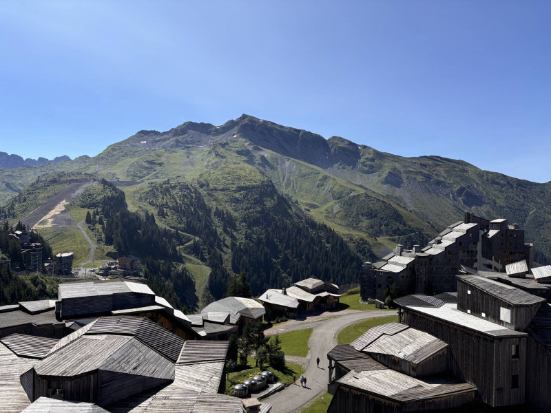 _lv_images__lot_0000000251_16_9164690 _lv_images__lot_0000000251_16_9164690