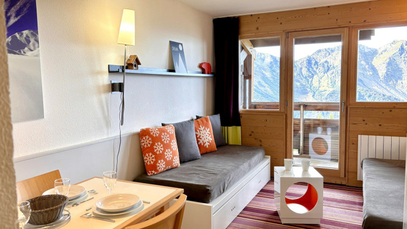 _lv_images__lot_0000000252_02_11040125 _lv_images__lot_0000000252_02_11040125