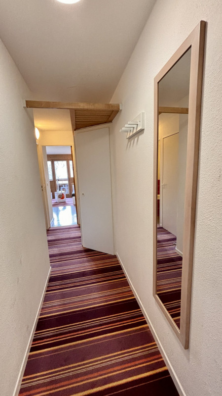 _lv_images__lot_0000000252_11_11145379