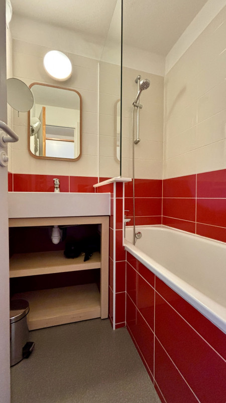 _lv_images__lot_0000000252_14_10359177