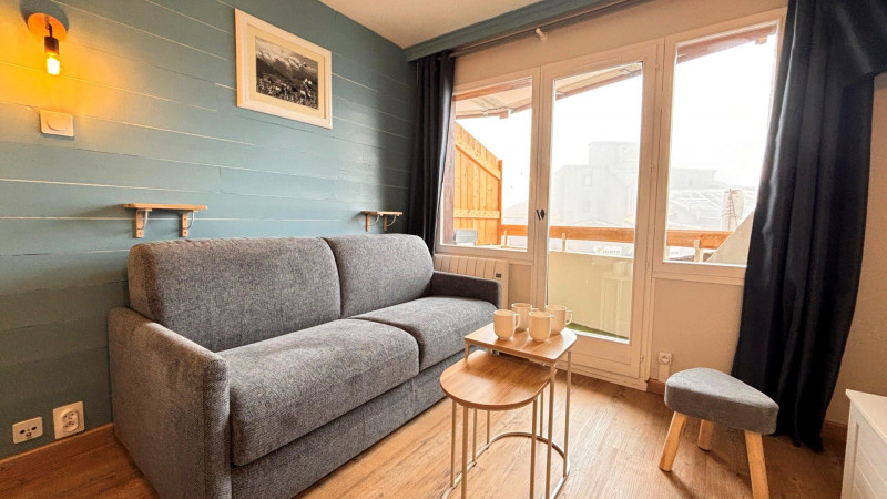 _lv_images__lot_0000000254_06_10083299