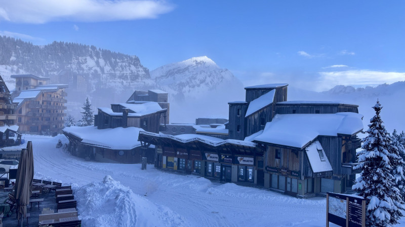 _lv_images__lot_0000000256_14_9909385 _lv_images__lot_0000000256_14_9909385