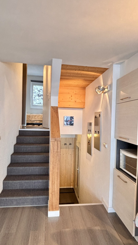 _lv_images__lot_0000000258_09_9491781 _lv_images__lot_0000000258_09_9491781