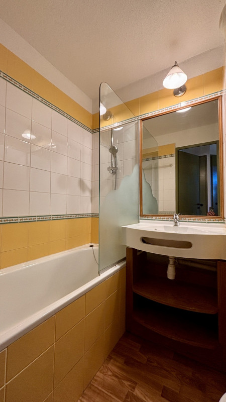 _lv_images__lot_0000000260_06_10314003