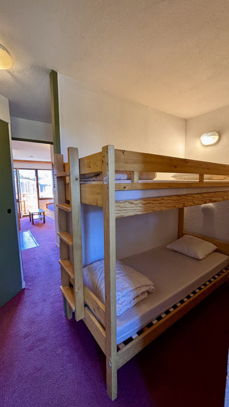 _lv_images__lot_0000000260_10_10016002