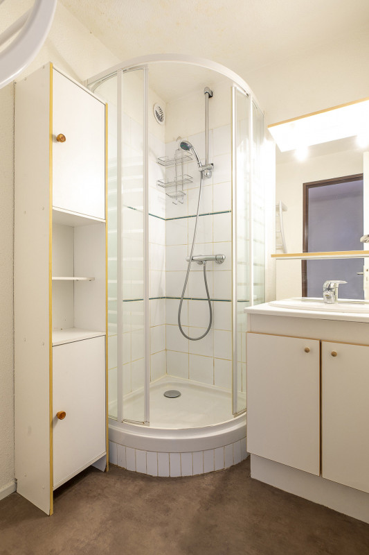 _lv_images__lot_0000020023_13_10045980