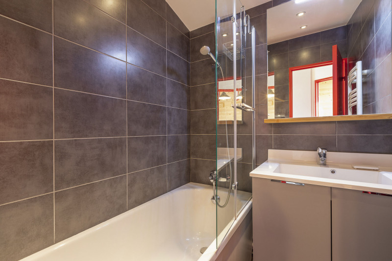 _lv_images__lot_0000080027_10_9283595 _lv_images__lot_0000080027_10_9283595