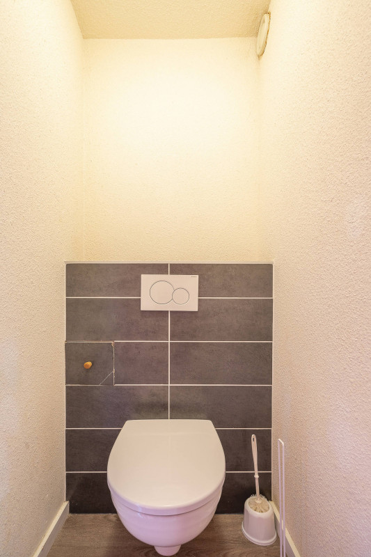 _lv_images__lot_0000080035_12_10100176