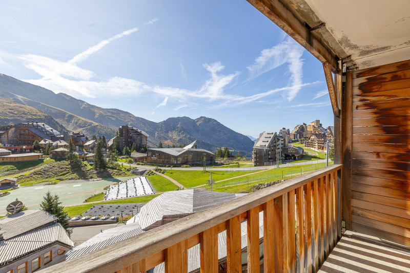 _lv_images__lot_0000080035_15_9878479