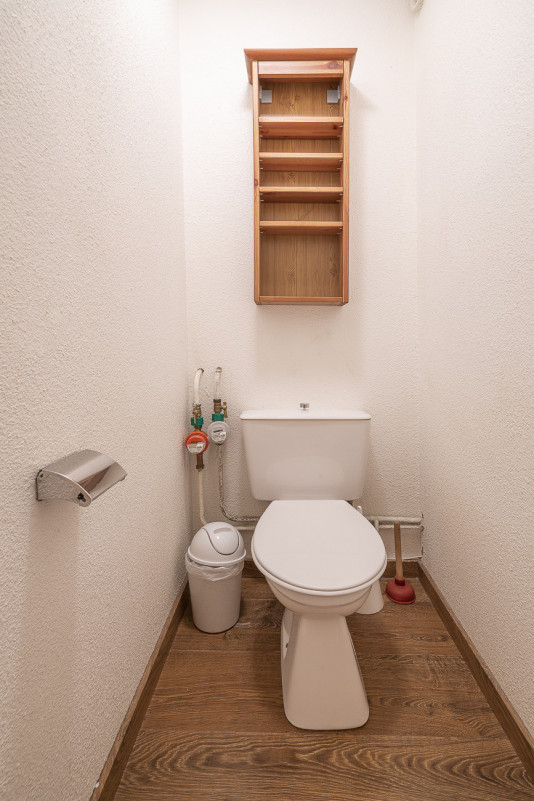 _lv_images__lot_0000080049_13_9442346