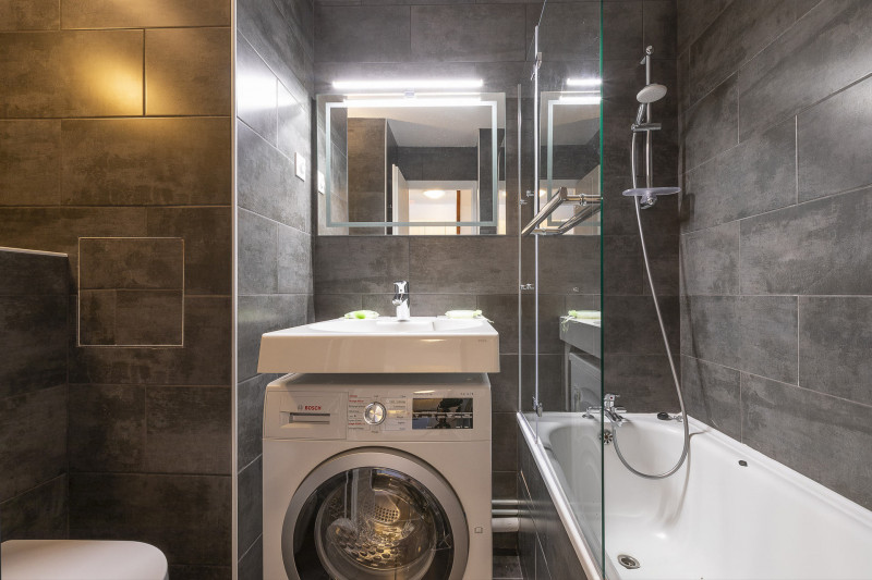 _lv_images__lot_0000100029_11_9363273 _lv_images__lot_0000100029_11_9363273