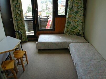 _lv_images__lot_0000110009_01_10312066