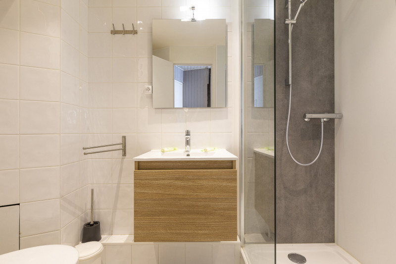 _lv_images__lot_0000340010_09_9582203