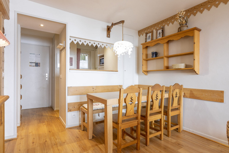 _lv_images__lot_0000390013_08_9924545 _lv_images__lot_0000390013_08_9924545