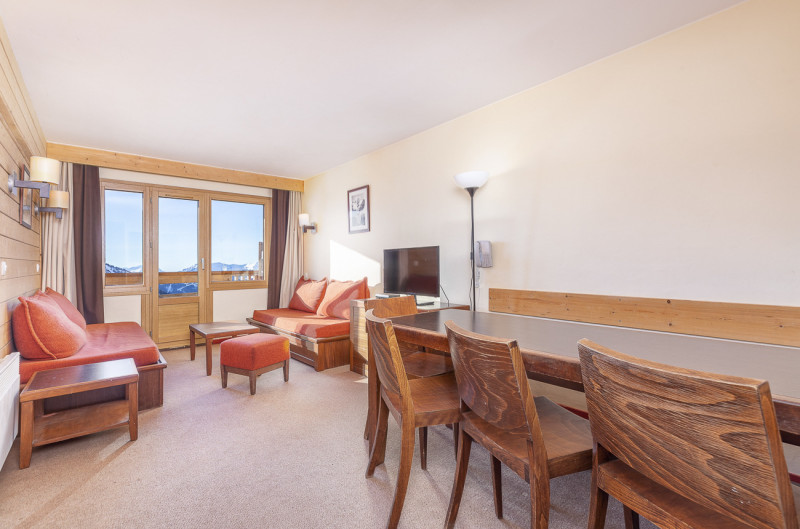 _lv_images__lot_0000390603_01_10217111