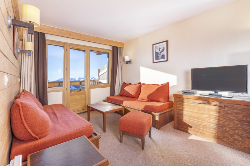 _lv_images__lot_0000390603_03_9970931 _lv_images__lot_0000390603_03_9970931