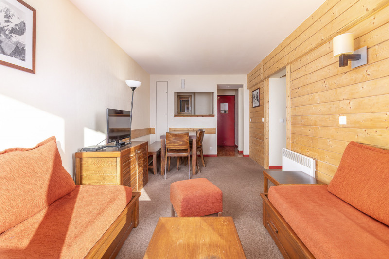 _lv_images__lot_0000390603_05_9443067