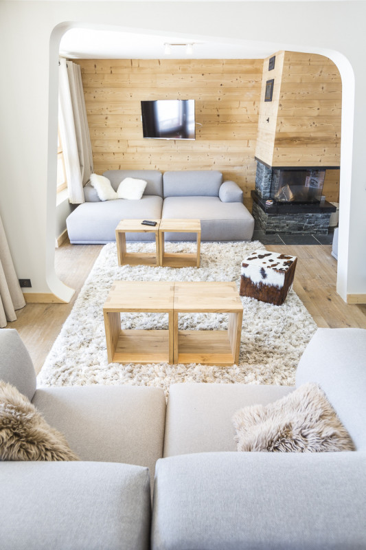 _lv_images__lot_0000400001_08_10244697 _lv_images__lot_0000400001_08_10244697