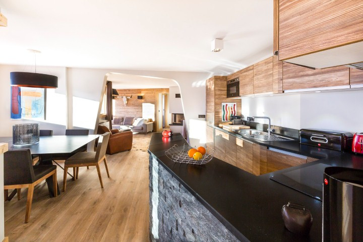 _lv_images__lot_0000400021_01_10249892 _lv_images__lot_0000400021_01_10249892