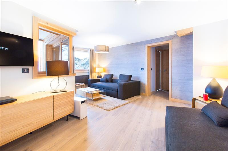 _lv_images__lot_0000400031_07_10383826