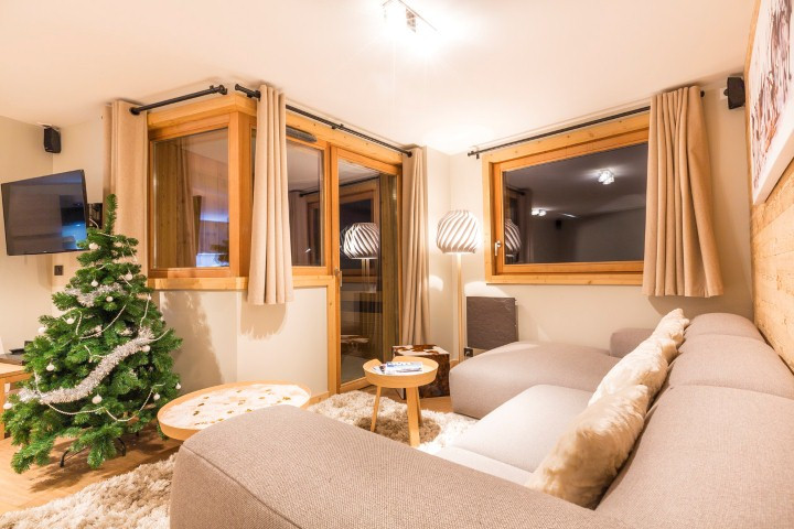 _lv_images__lot_0000400041_02_10208574