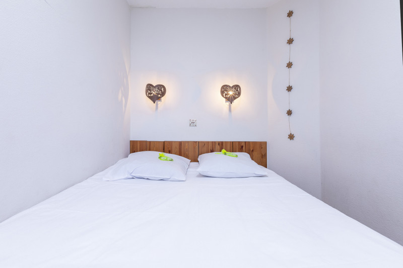 _lv_images__lot_0000430016_13_9751706 _lv_images__lot_0000430016_13_9751706