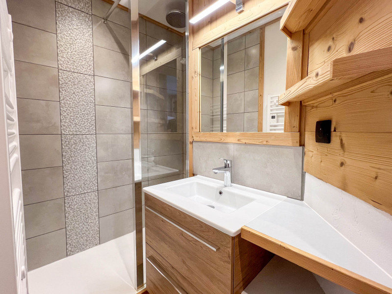 _lv_images__lot_0000450002_08_10189618 _lv_images__lot_0000450002_08_10189618