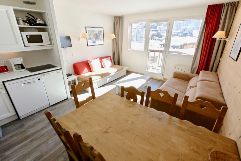 _lv_images__lot_0000470008_01_10031914