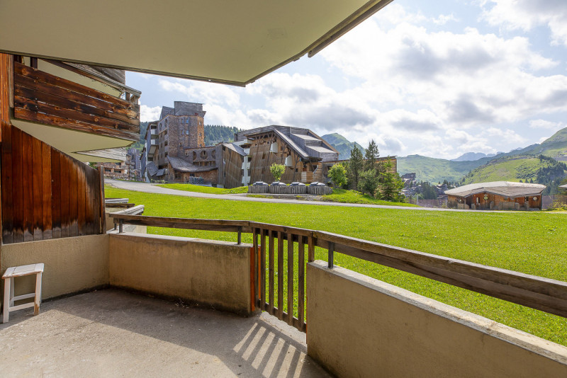 _lv_images__lot_0000490013_10_9912732 _lv_images__lot_0000490013_10_9912732