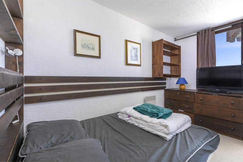 _lv_images__lot_0002800003_11_9986053 _lv_images__lot_0002800003_11_9986053