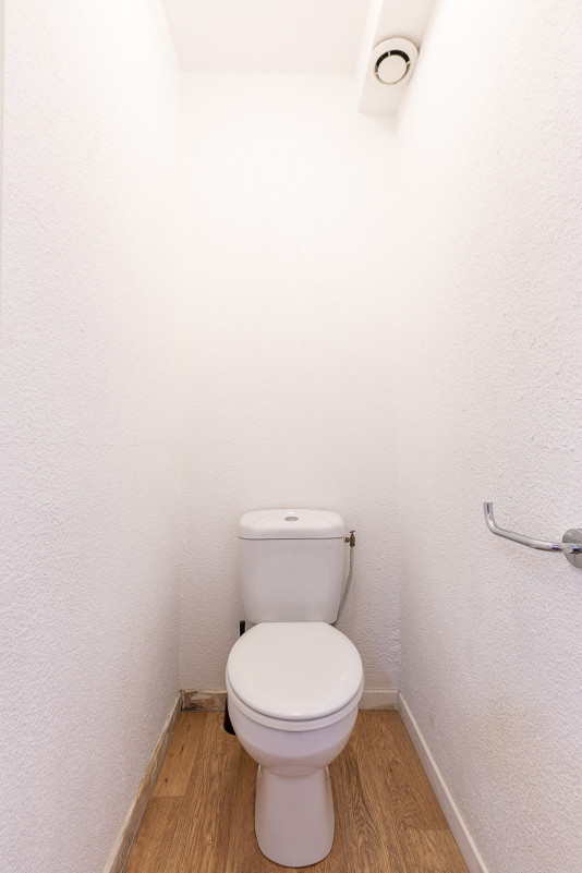 _lv_images__lot_0002800019_14_10051913