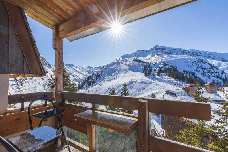 _lv_images__lot_0002800068_16_10039386