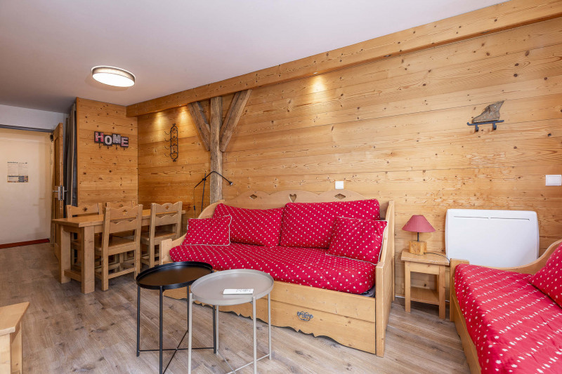 _lv_images__lot_0002800091_05_10018045