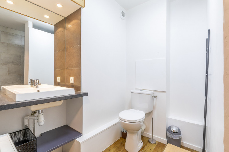 _lv_images__lot_0002800091_11_9219042