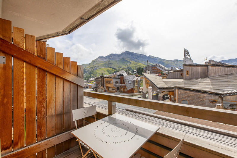 _lv_images__lot_0002800138_12_11036576