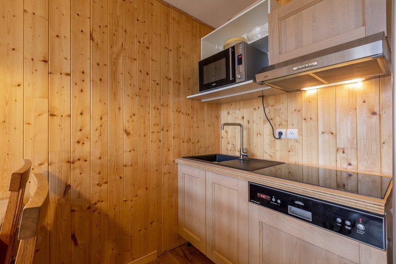 _lv_images__lot_0002800143_05_9436738 _lv_images__lot_0002800143_05_9436738