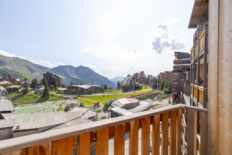 _lv_images__lot_0002800145_14_10176057 _lv_images__lot_0002800145_14_10176057