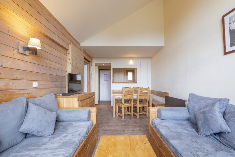 _lv_images__lot_0002800155_05_11095320