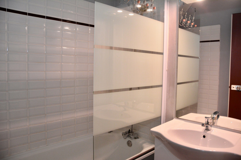 _lv_images__lot_0002800162_07_11344637
