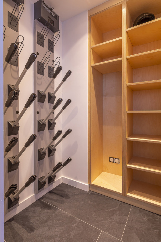 _lv_images__lot_0002800163_13_9309753 _lv_images__lot_0002800163_13_9309753