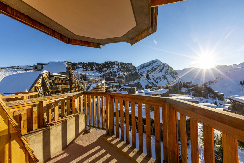 _lv_images__lot_0002800163_14_9990808 _lv_images__lot_0002800163_14_9990808