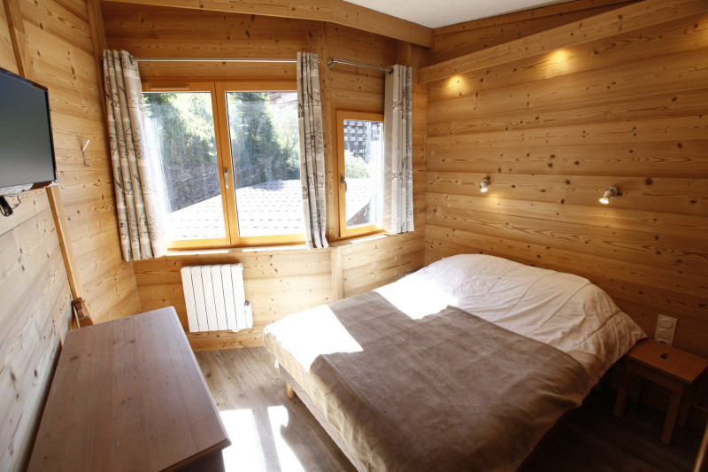 _lv_images__lot_0002800198_05_10301509 _lv_images__lot_0002800198_05_10301509