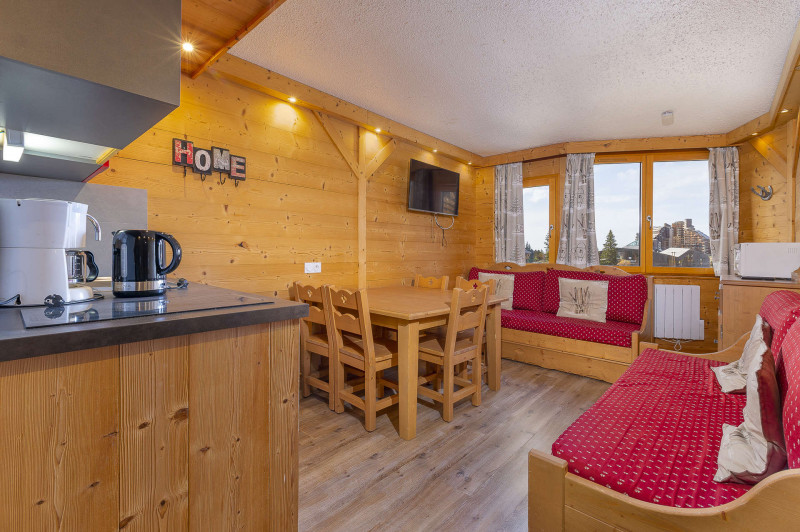 _lv_images__lot_0002800199_01_9533759