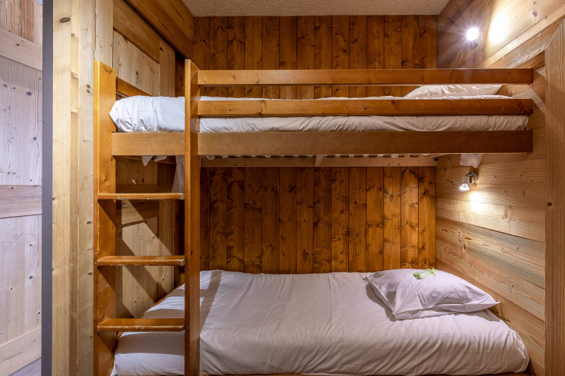 _lv_images__lot_0002800199_09_9179770 _lv_images__lot_0002800199_09_9179770